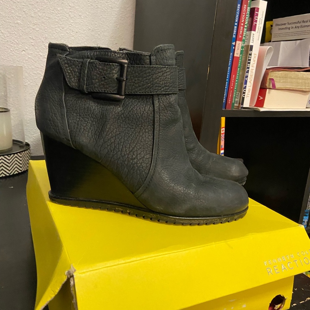 Kenneth Cole Reaction Black leather Boots